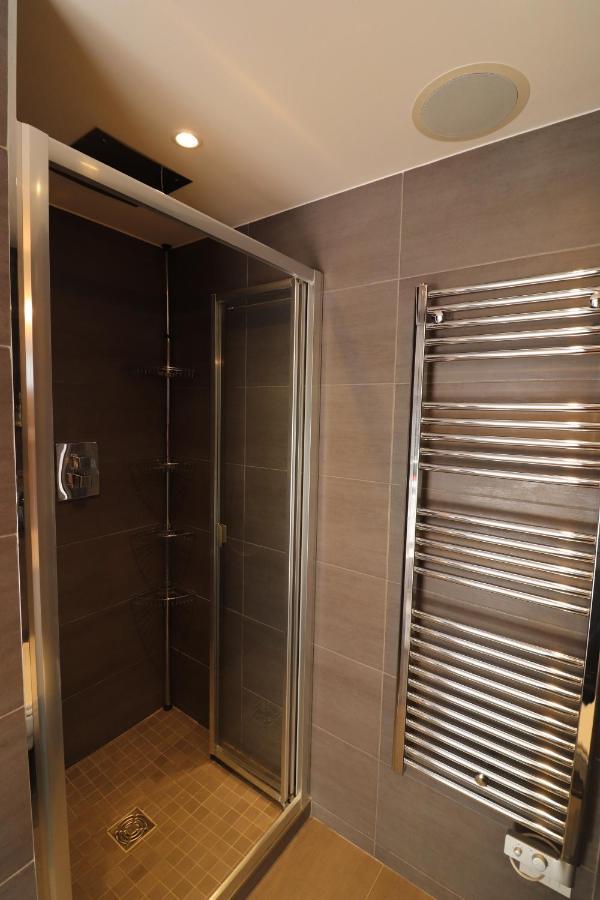Superbe Studio Au Centre De Vence Apartment Exterior photo
